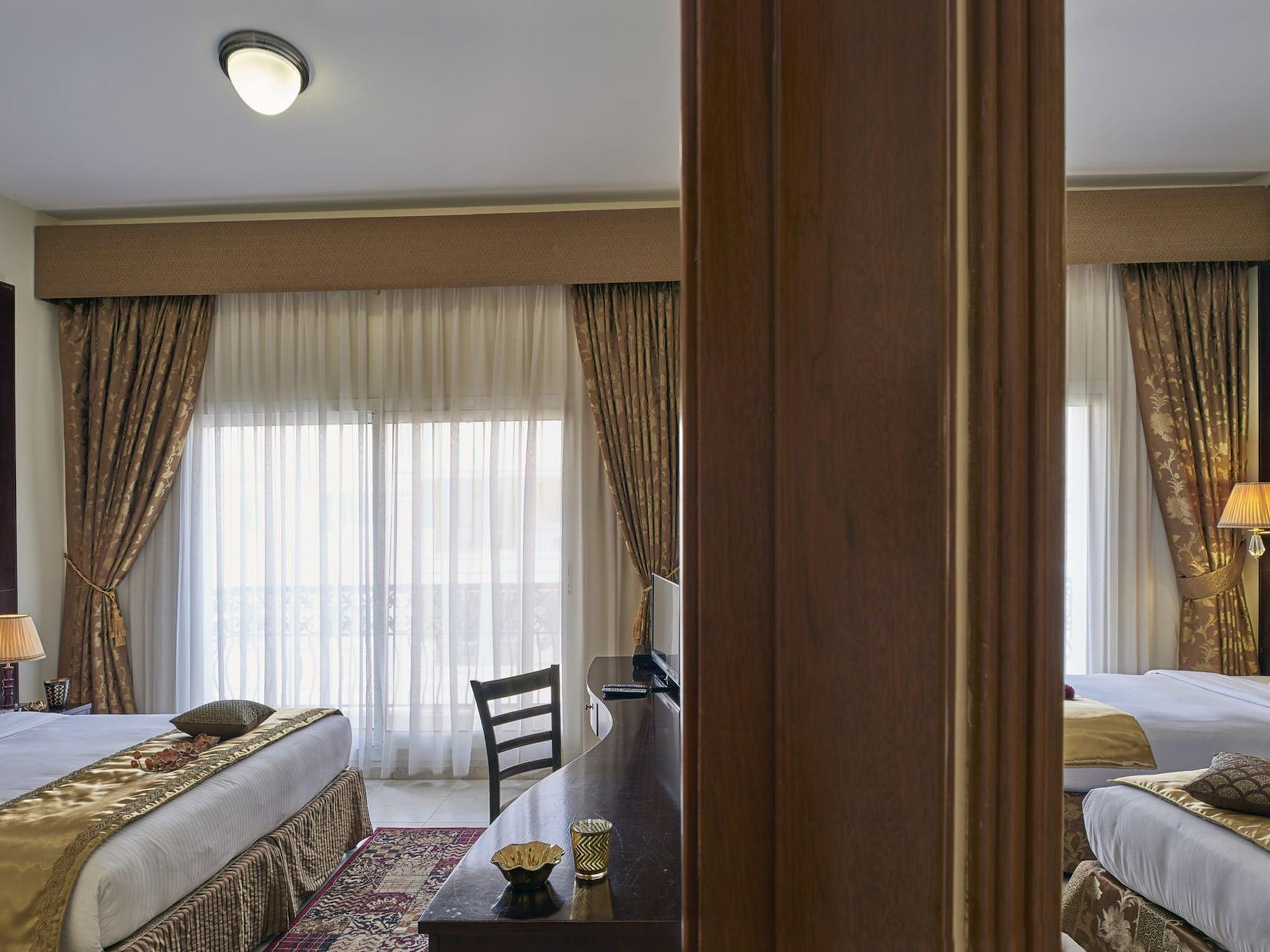 Arabian Dreams Hotel Apartments Dubai Exterior photo