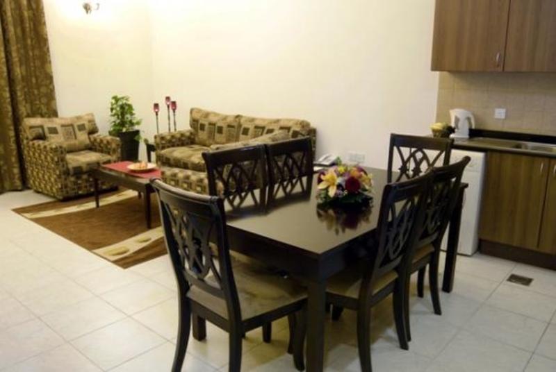 Arabian Dreams Hotel Apartments Dubai Room photo
