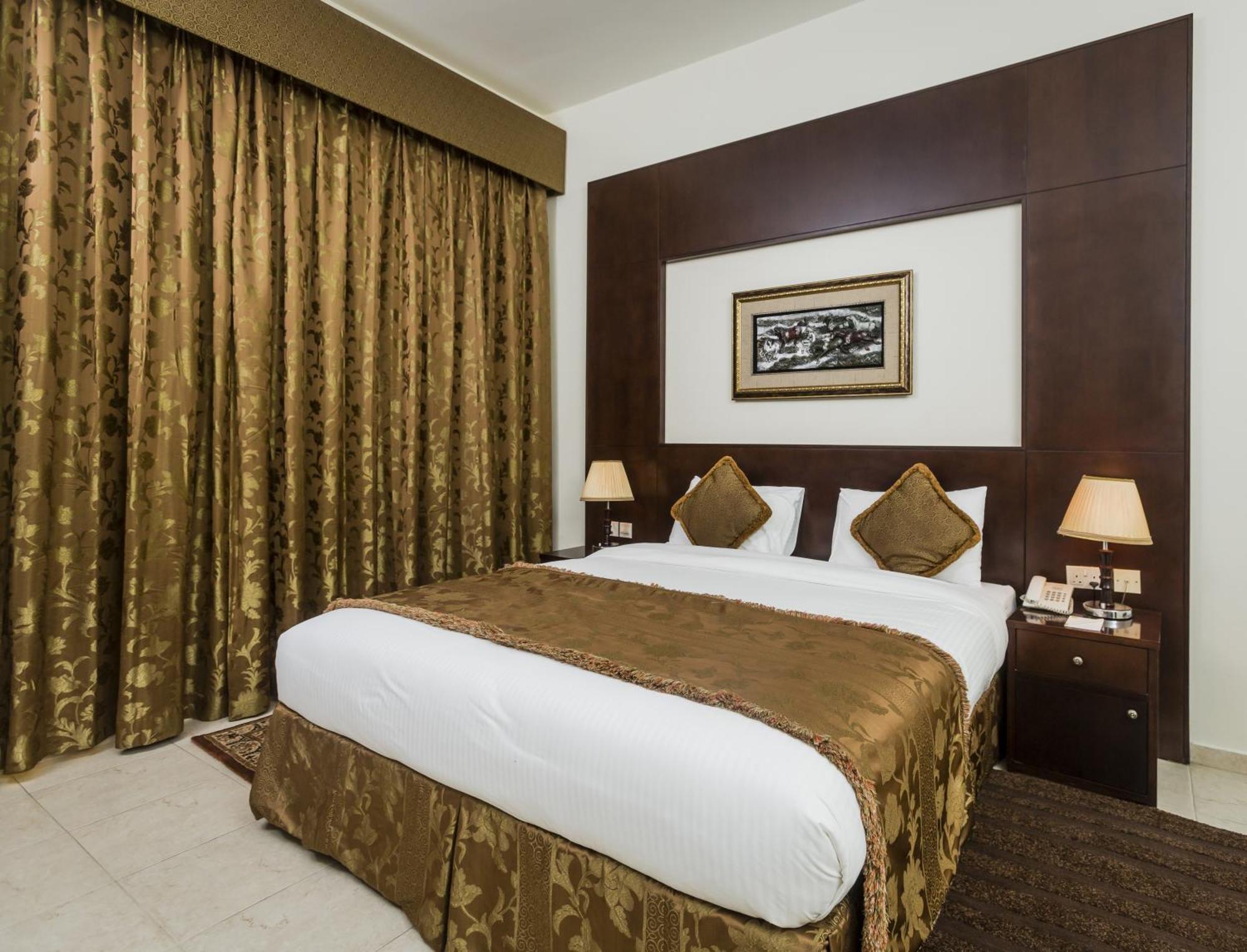 Arabian Dreams Hotel Apartments Dubai Room photo