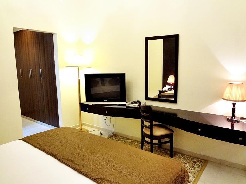 Arabian Dreams Hotel Apartments Dubai Exterior photo